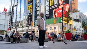 Dundas Sqaure